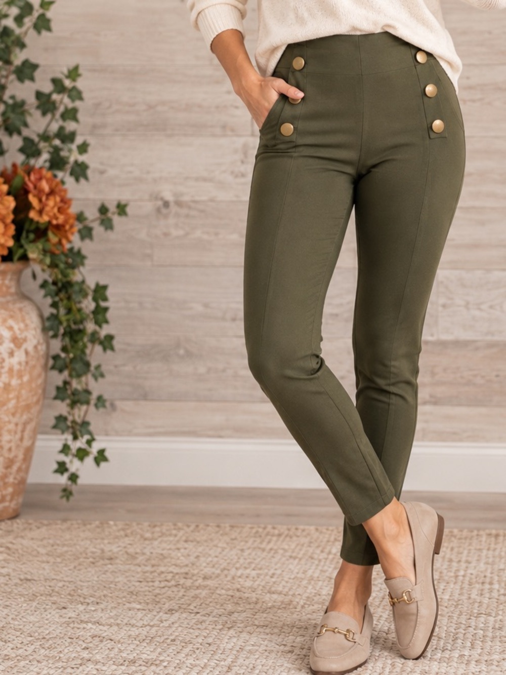 Nylon Apparel Green Pants - Medium